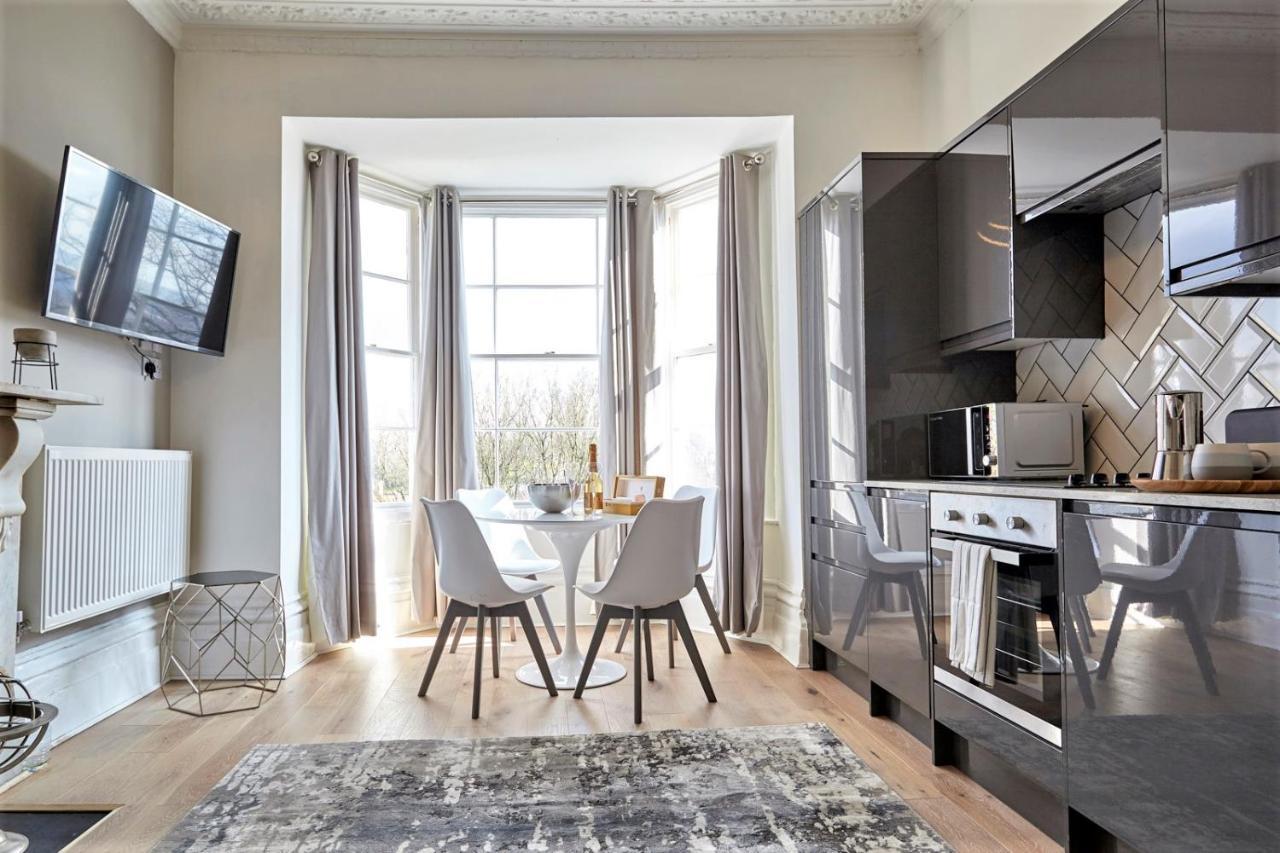 Dover Place - Your Apartment Bristol Eksteriør bilde